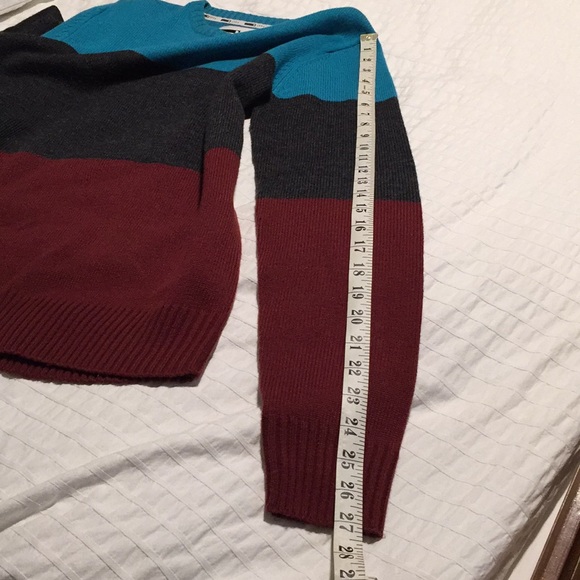 Men’s Sweater - Picture 6 of 7